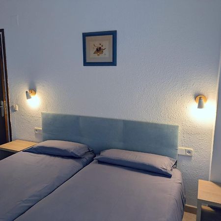Apartamentos Mitus Canet De Mar Exterior foto